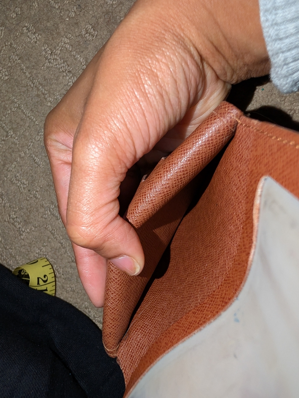 Louis Vuitton Wallet - Picture 10 of 16
